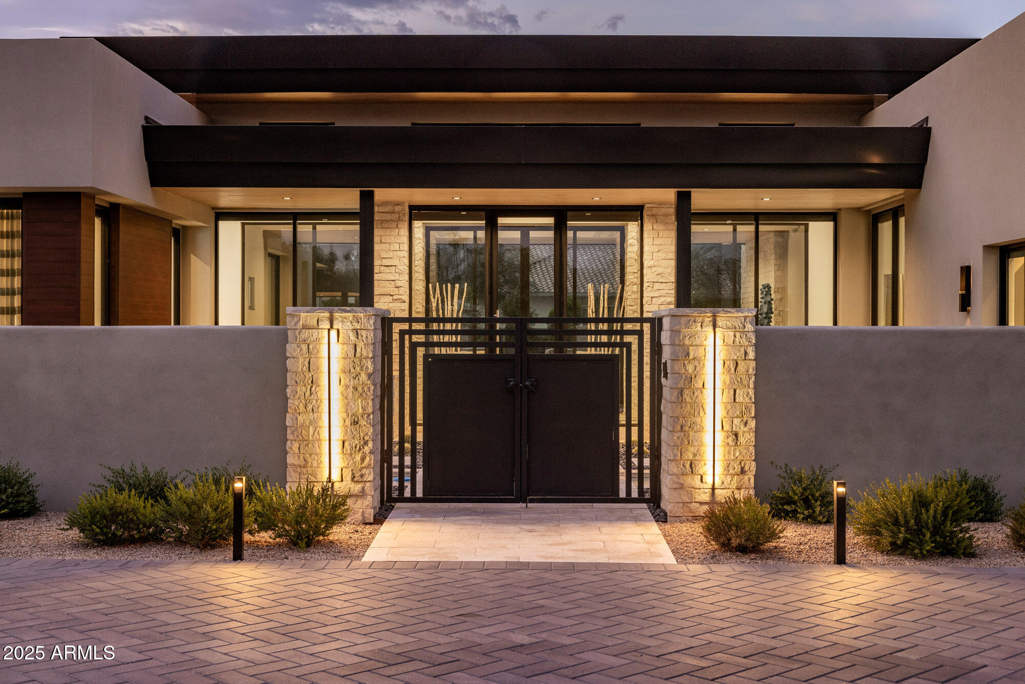 7044 E Cheney Drive